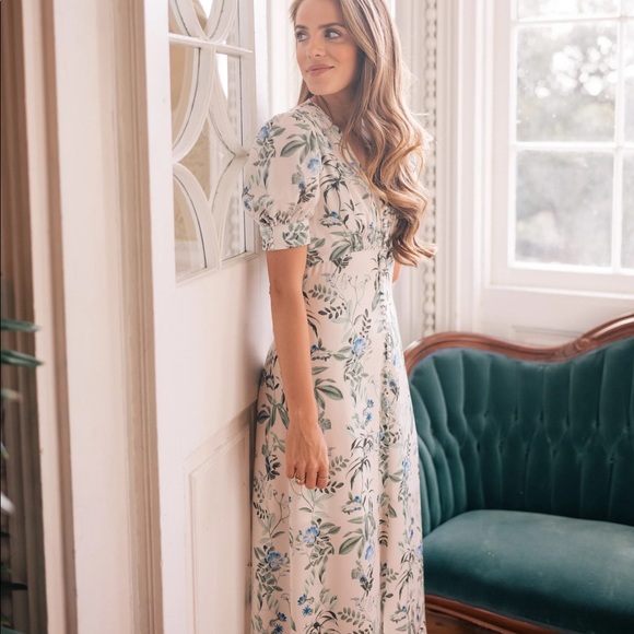 Gal Meets Glam Dresses & Skirts - Gal Meet Glam Lauren Dress Sz8